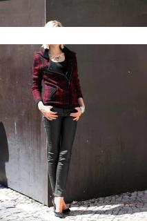 Biker-Style-Strickjacke rot-schwarz