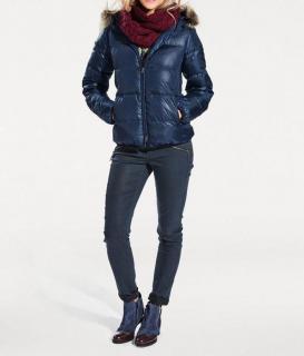 Daunenjacke mit Webpelz blau