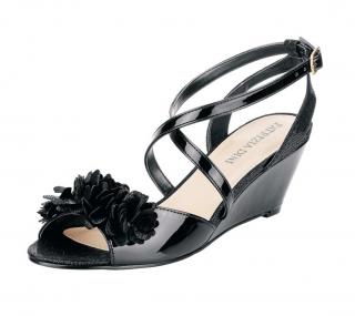 Designer-Lacksandalette schwarz