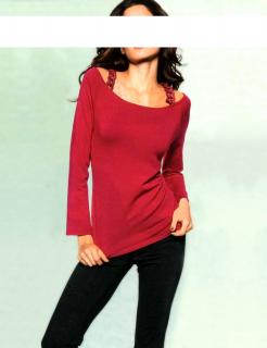 Pullover mit Ketten rot Gr. 44