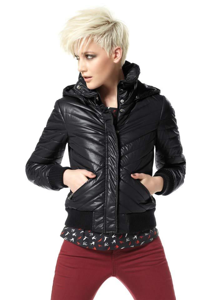 Marken-Steppjacke schwarz | Blazer/Jacken/Mäntel | Outlet Mode-Shop