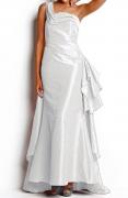 Abendkleid mit Schleppe creme