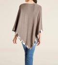 Designer-Feinstrickponcho mit Pailletten taupe