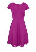 Designer-Kleid mit Stickerei pink