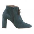 Designer-Velourslederstiefelette mit Patches petrol