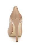 Marken-Leder-Peeptoes beige