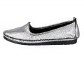 Marken-Leder-Slipper silberfarben