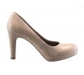 Marken-Pumps creme