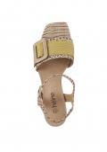 Rind-Nappaleder-Sandalette beige