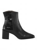 Rindnappaleder-Stiefelette schwarz