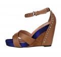 Sandalette mit Nieten cognac-blau