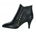 Stiefelette schwarz