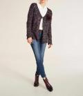 Strickjacke mit Brosche bunt